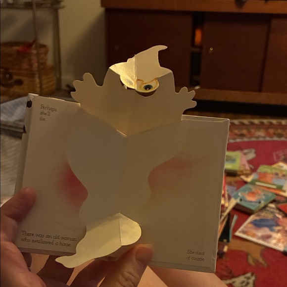 Oh My a Fly! Book by Jan Pienkowski - Picture 4 of 4